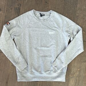 Patagonia Heather Gray Sweatshirt with Logo Patch